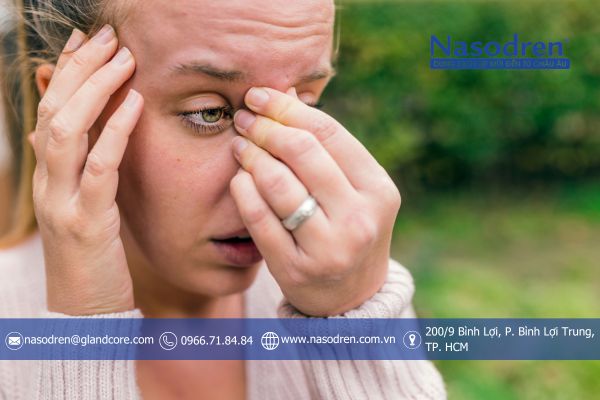 niêm mạc bị khô rát